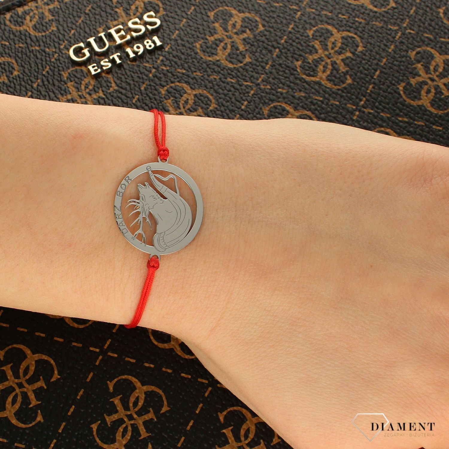 Bransoletka na czerwonym sznureczku Darz Bór 'Prezent dla żony leśniczego'DIA-BRA-BR2 R386.jpg